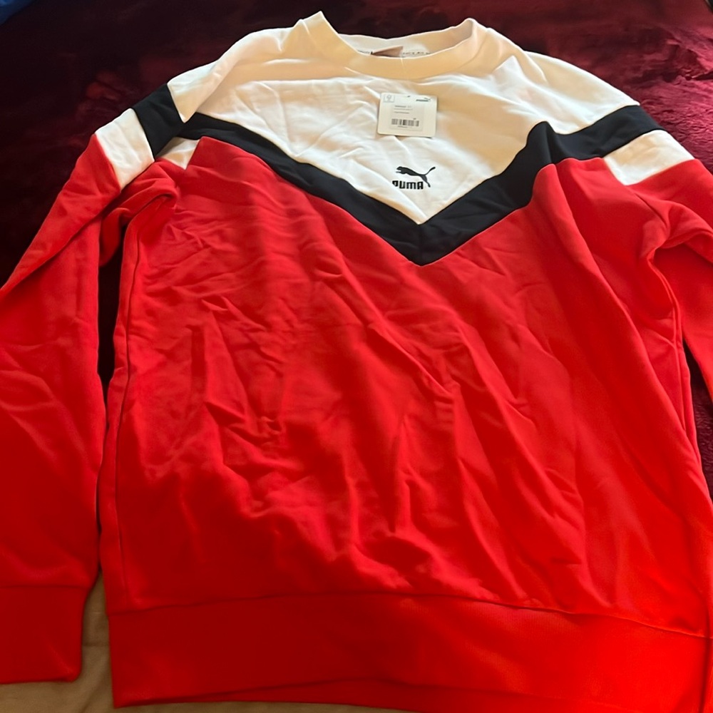 Puma sweater